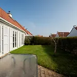 Ferienhaus Vissershuis 92 With Parking By Interhome *