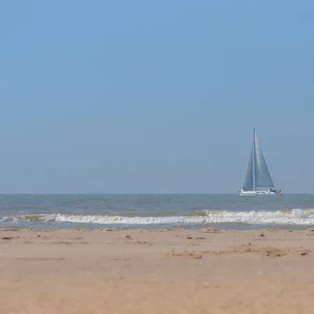 Vakantiehuis Vissershuis 92 With Parking By Interhome De Haan