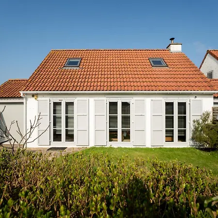 Vakantiehuis Vissershuis 92 With Parking By Interhome *