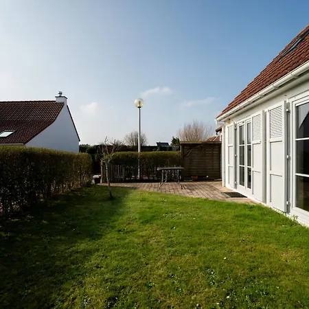 Vissershuis 92 With Parking By Interhome De Haan