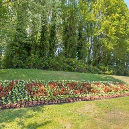 Дом отдыха Vissershuis 92 With Parking By Interhome