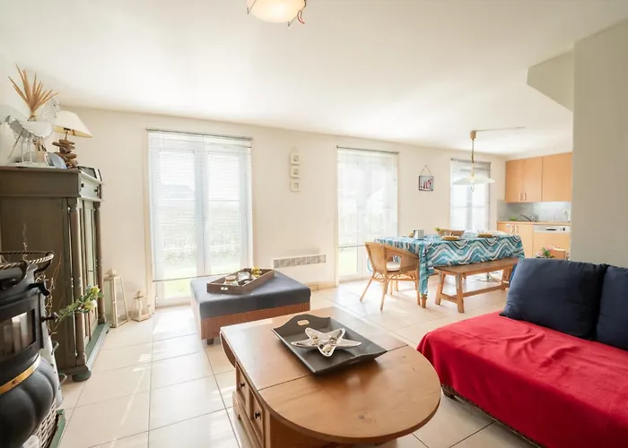 Vakantiehuis Vissershuis 92 With Parking By Interhome De Haan